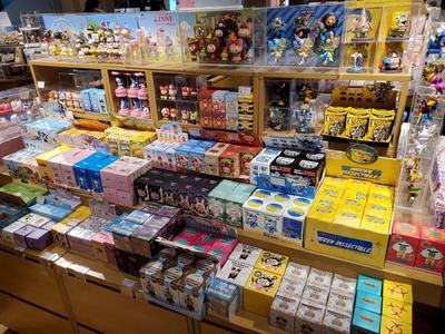委員呼吁重視'盲盒營(yíng)銷'危害 規(guī)范玩具銷售，保護(hù)未成年人權(quán)益